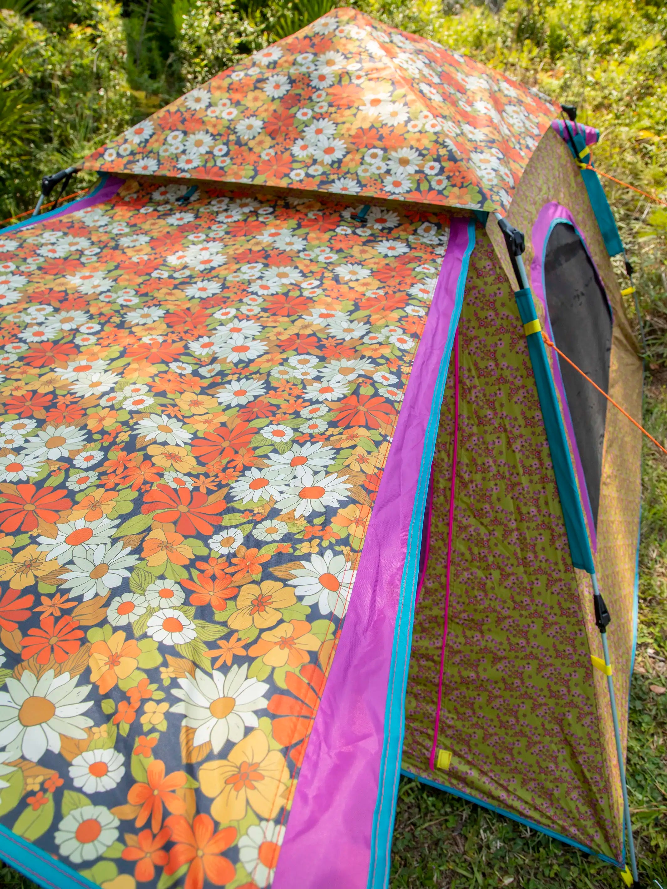 Live Happy Camping Tent - Wanderlust