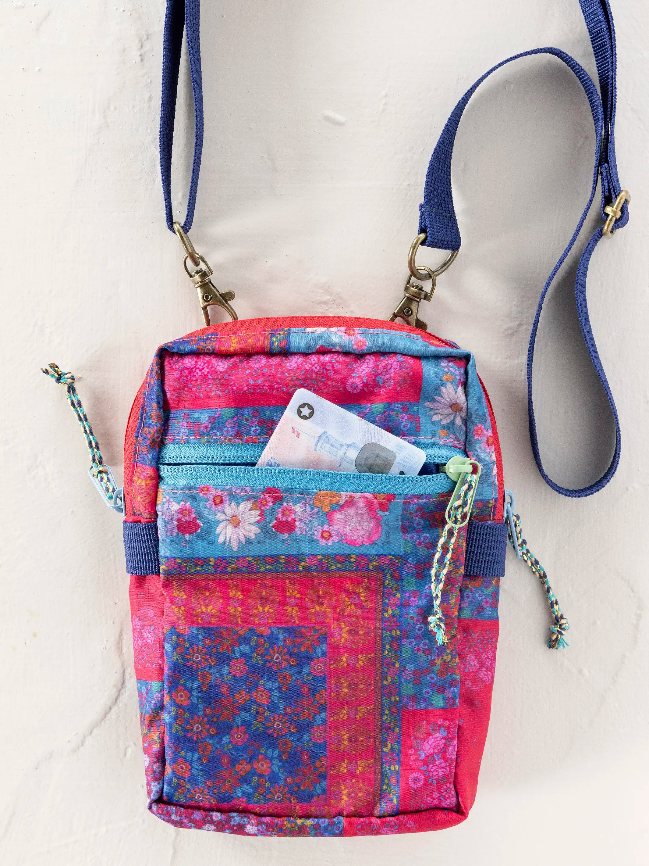 8-in-1 Pocket Crossbody - Jewel Positano Scarf