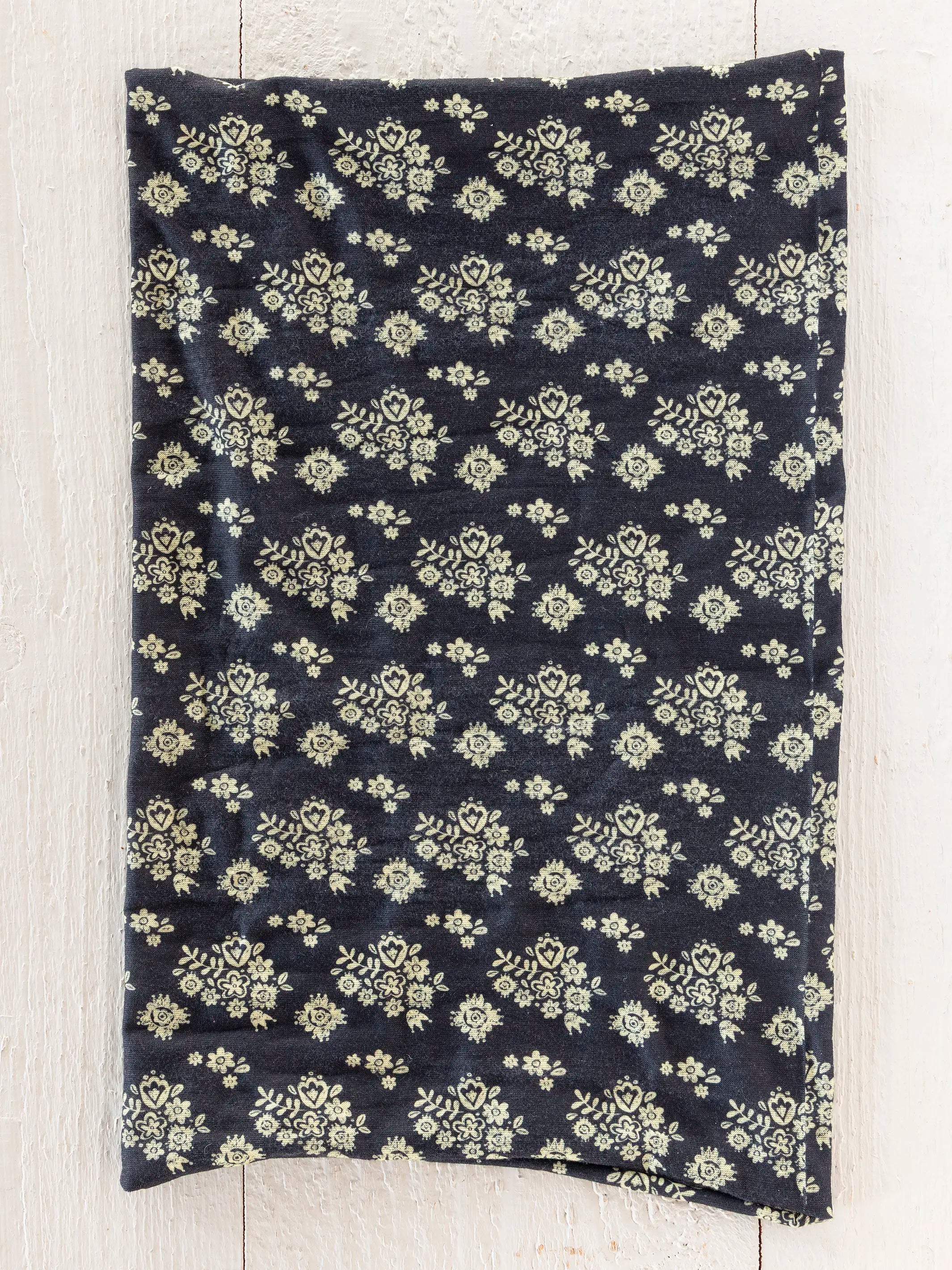 Full Boho Bandeau® Headband - Black Cluster Medallions