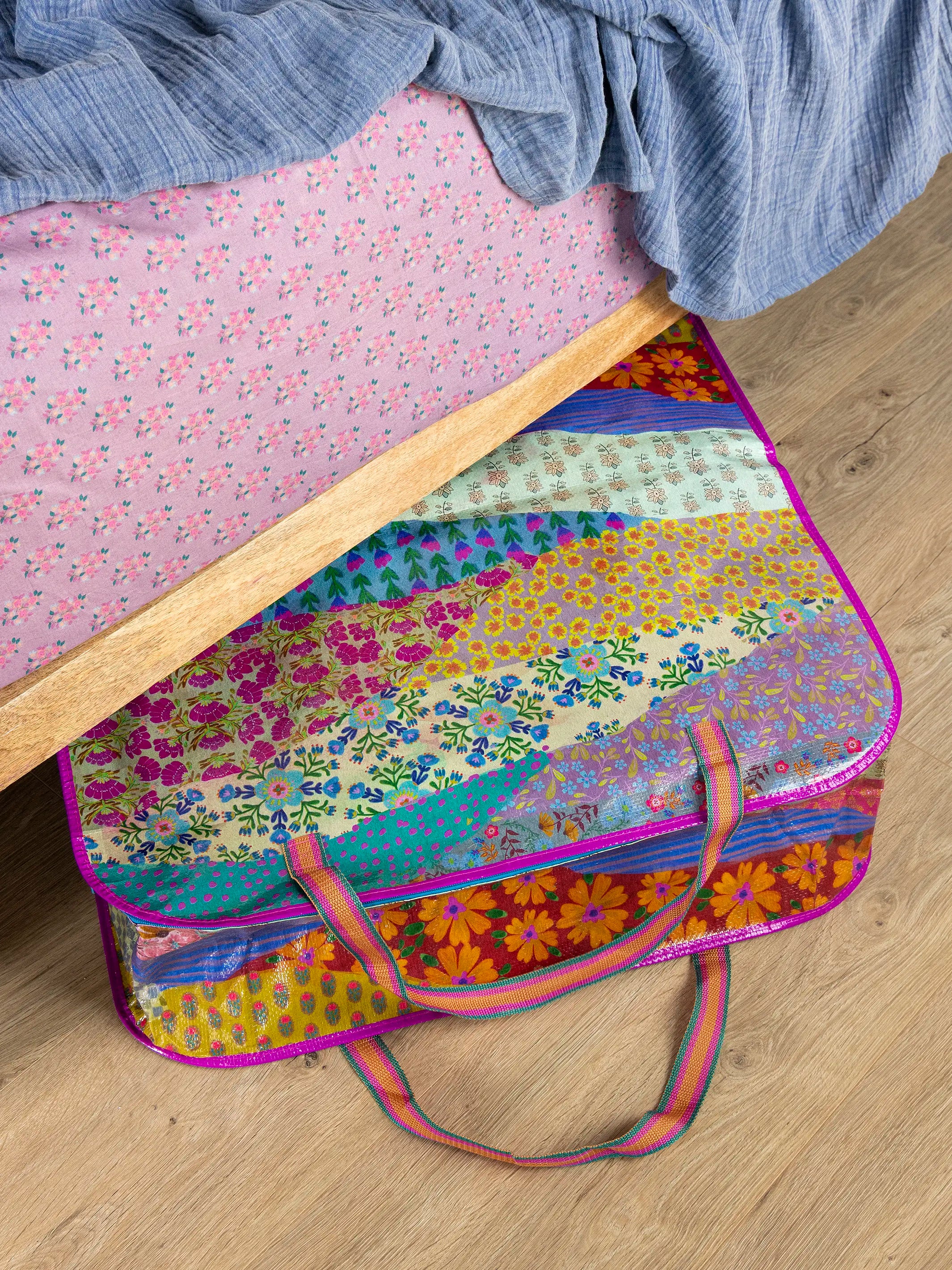 The Perfect XL Underbed Tote - Garden Waves