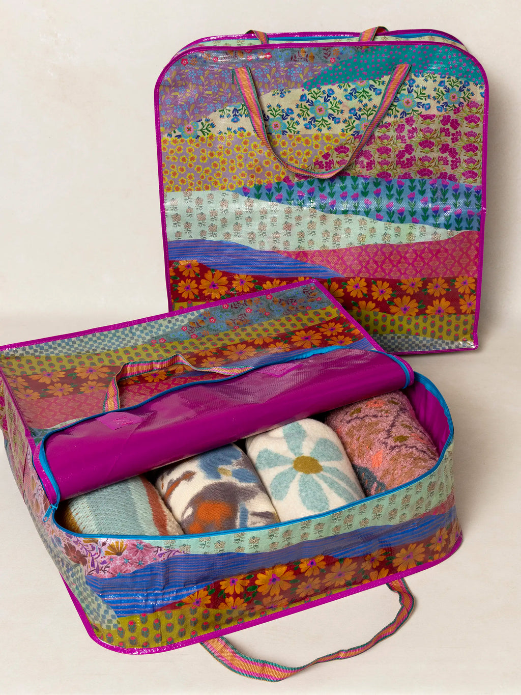The Perfect XL Underbed Tote - Garden Waves