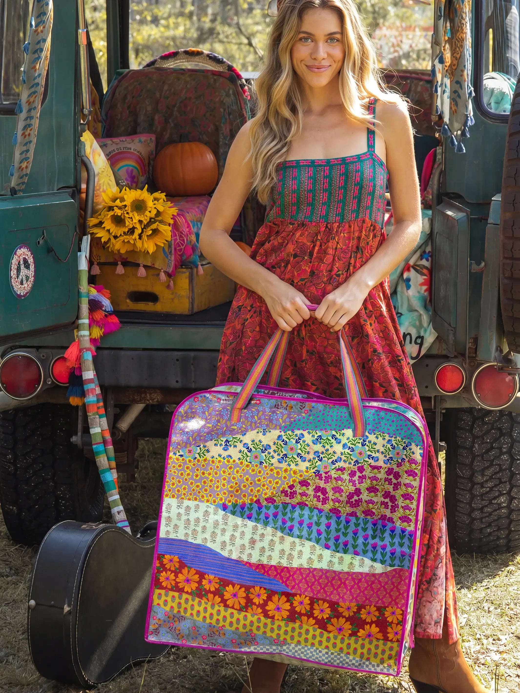 The Perfect XL Underbed Tote - Garden Waves