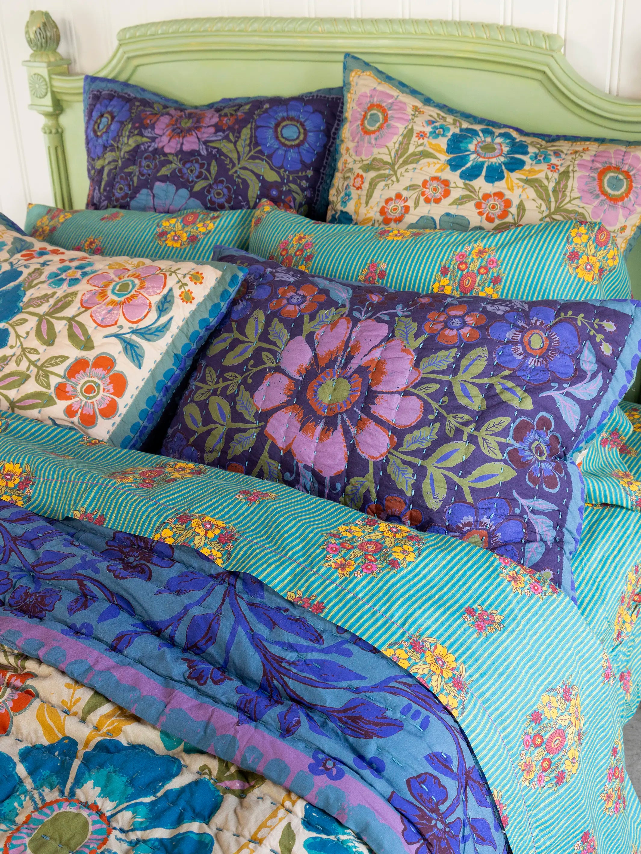 Bungalow Reversible Cotton Quilt - Flower Spell Bandana