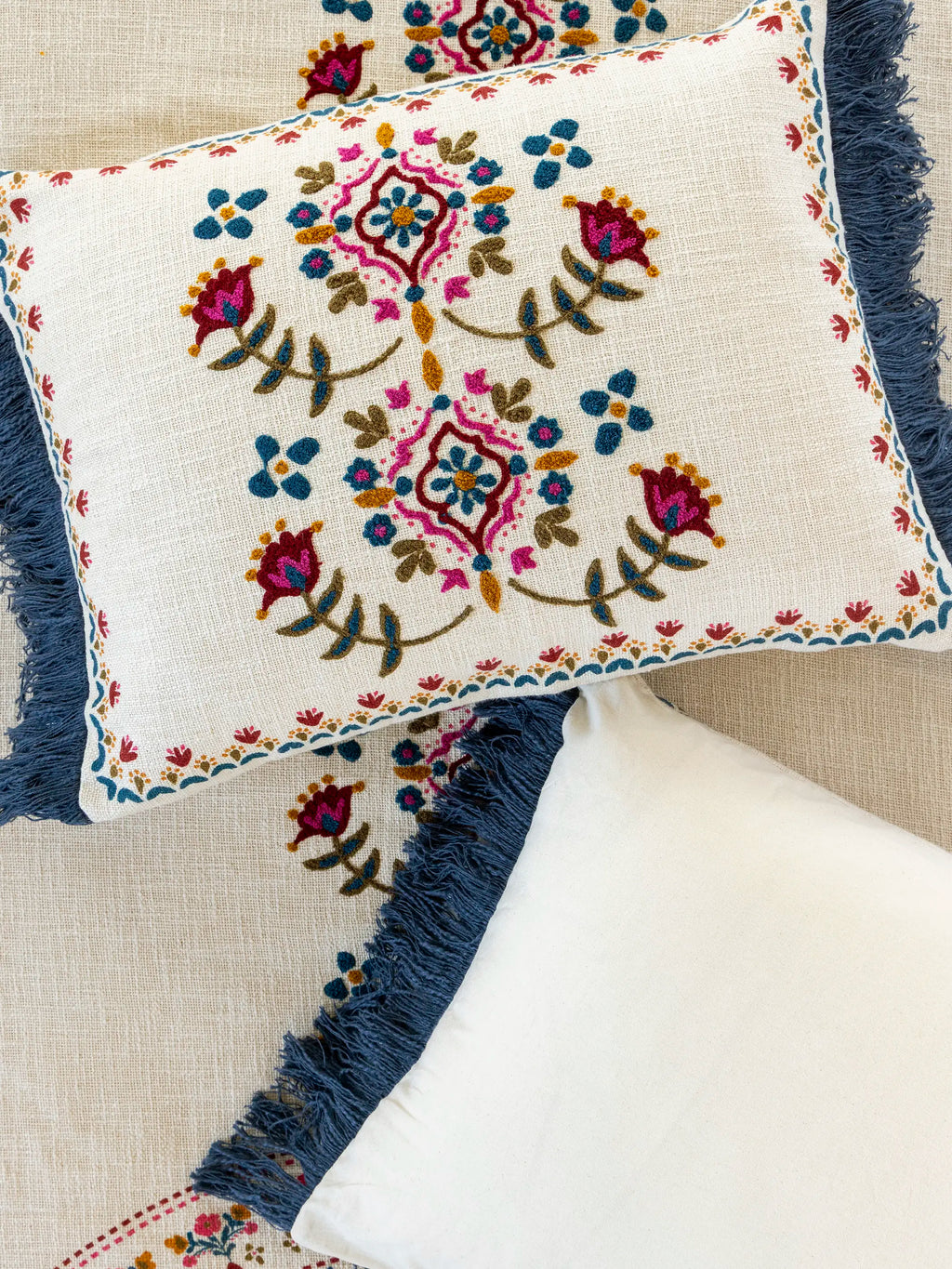 Cotton Slub Tufted Shams, Set of 2 - Cream