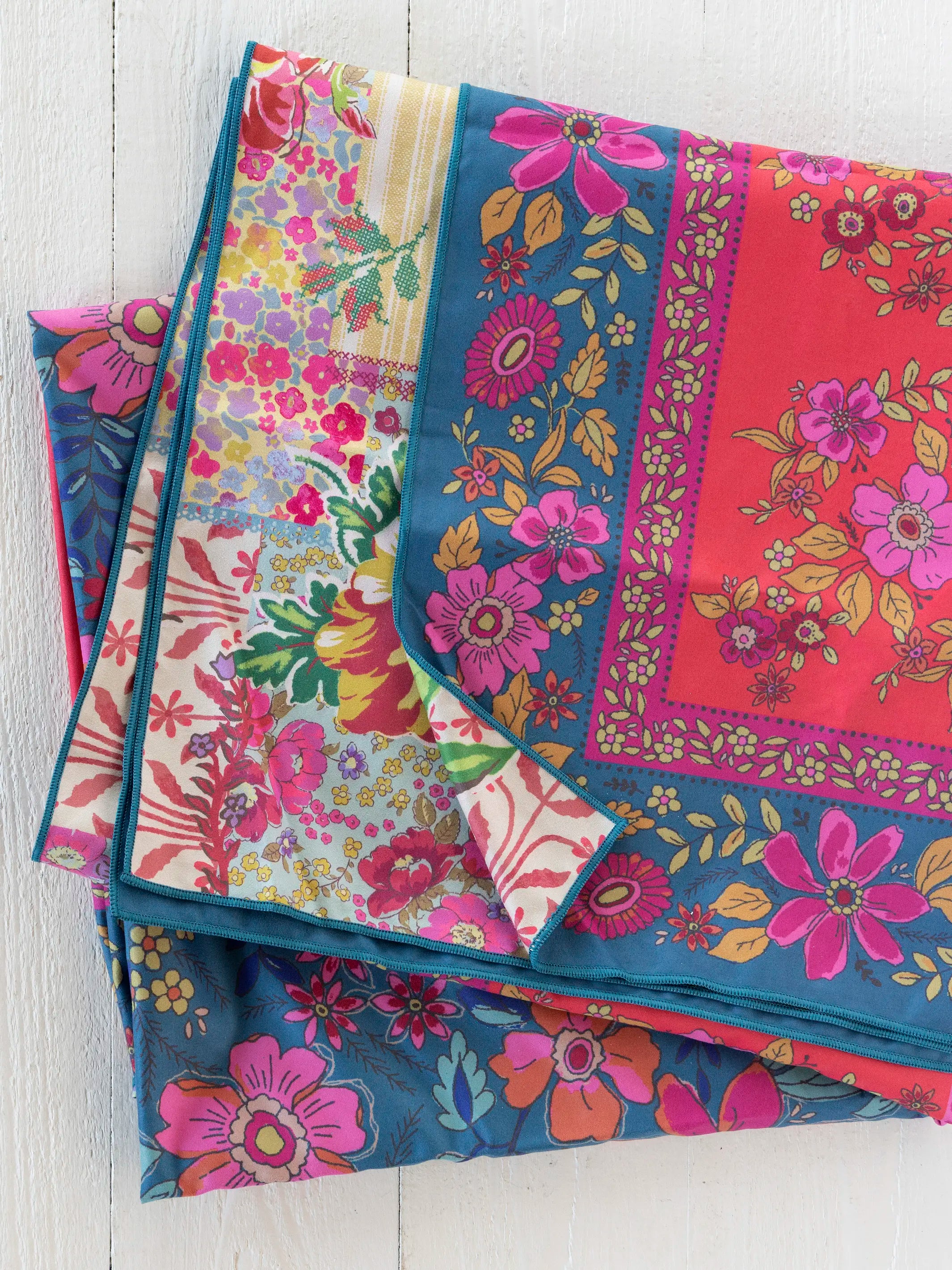 XL Double-Sided Microfiber Beach Towel - Teal Boho Border