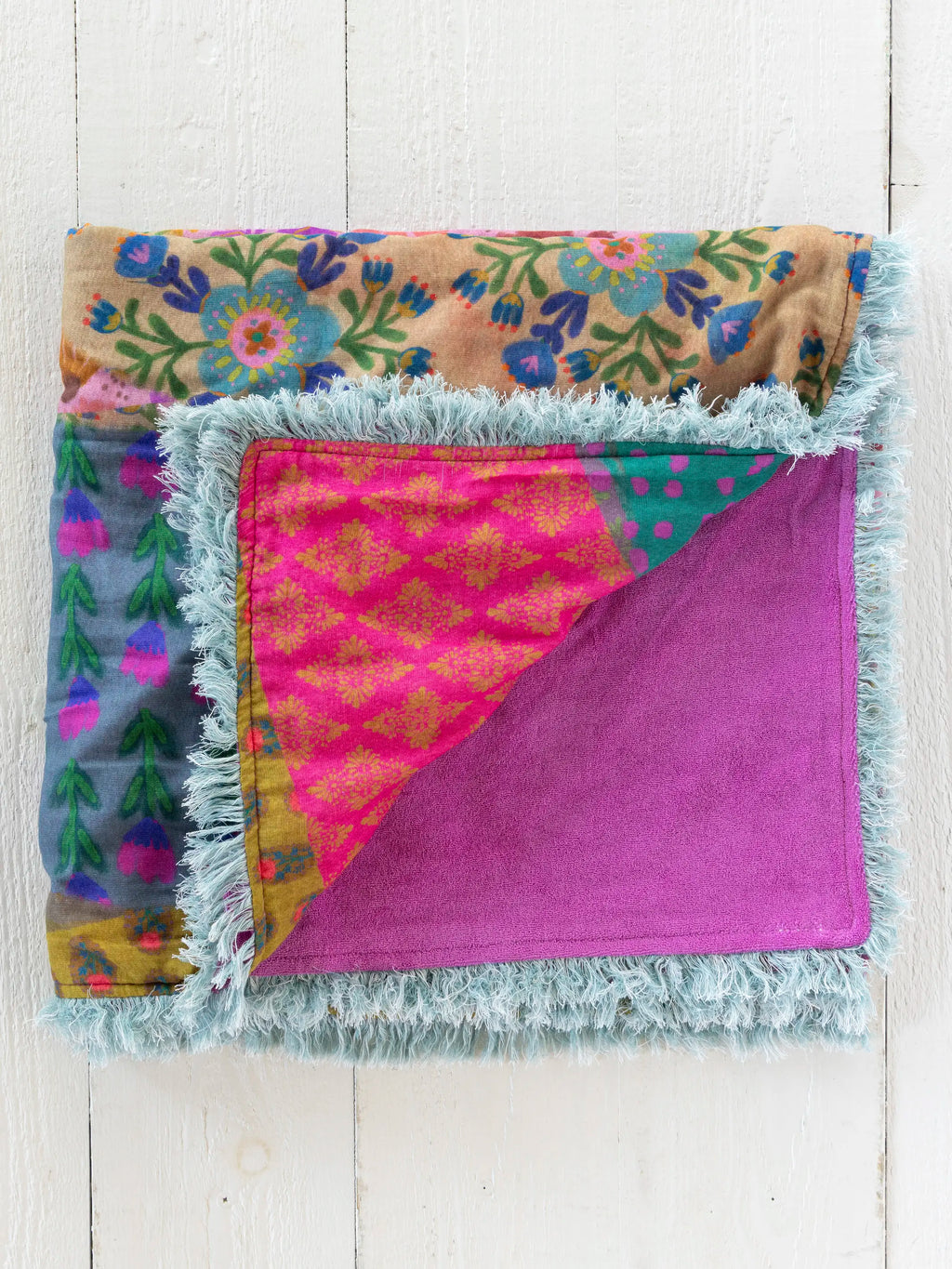 Shabana Beach Towel - Garden Waves
