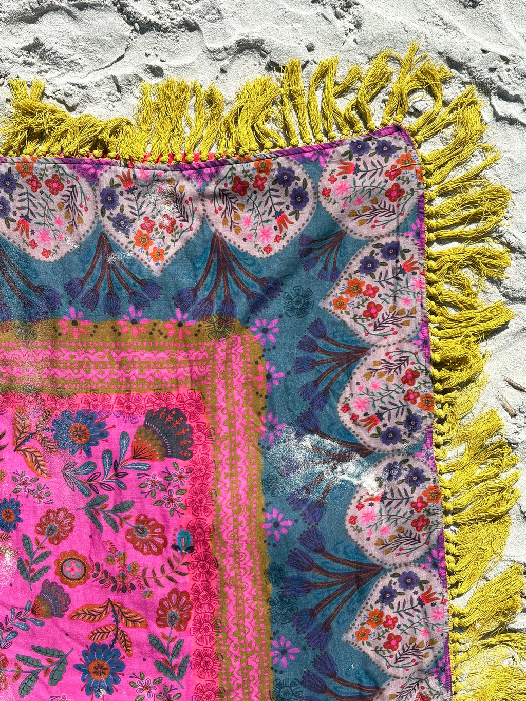 XL Shabana Beach Towel - Hot Pink Borders