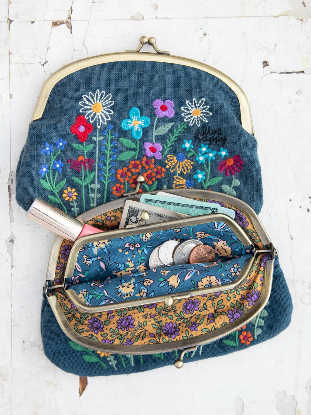 Embroidered Kisslock Coin Purse - Washed Navy
