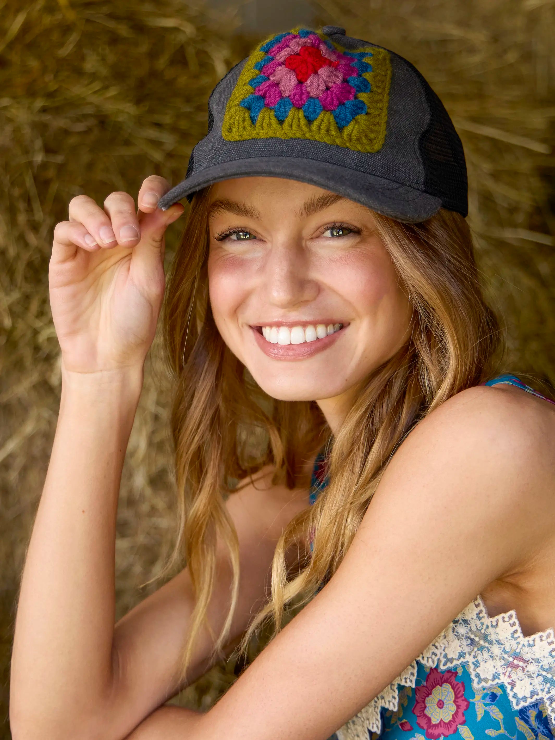 Granny Square Trucker Hat - Charcoal