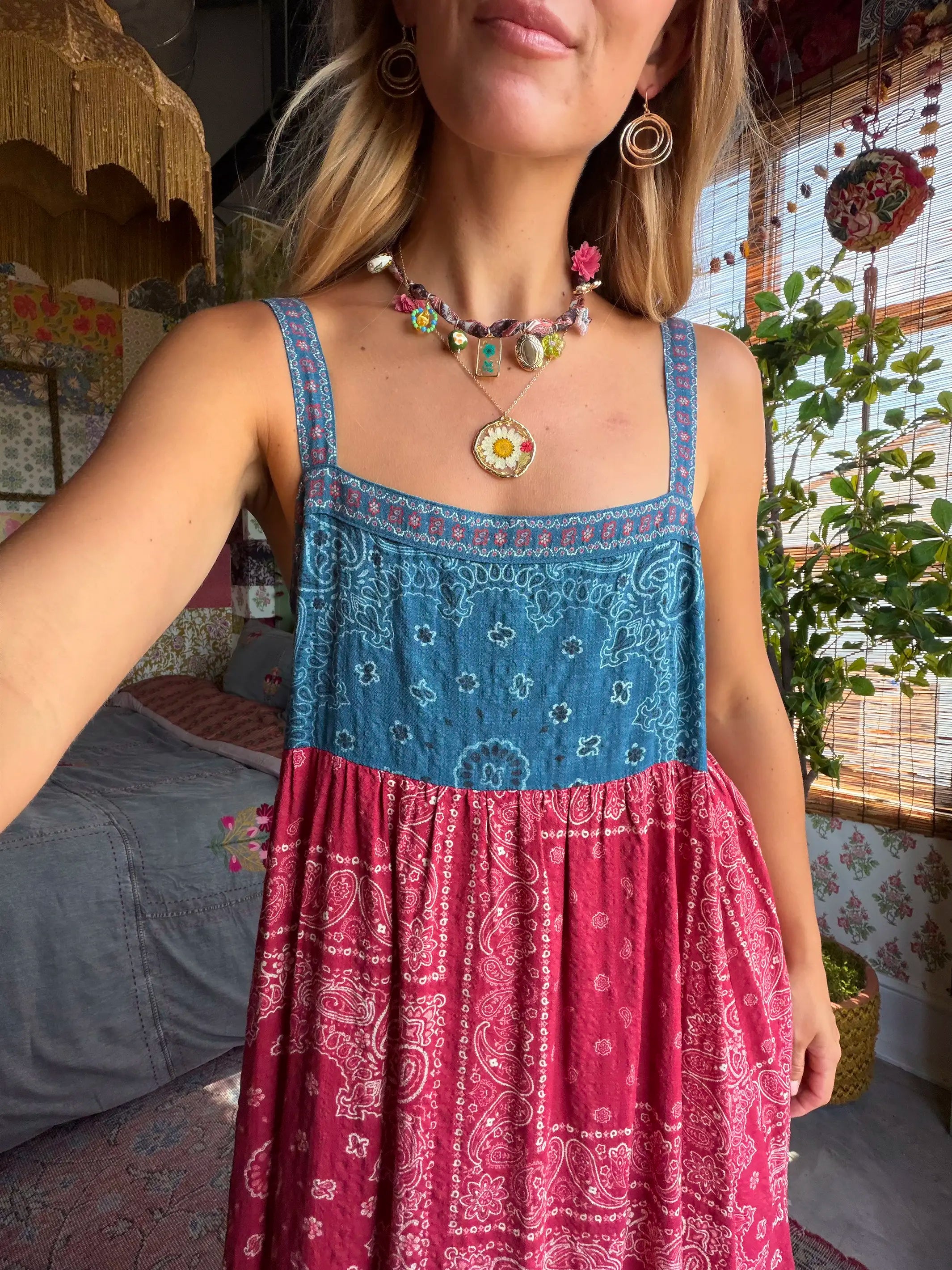 Pressed Flower Necklace - White Daisy