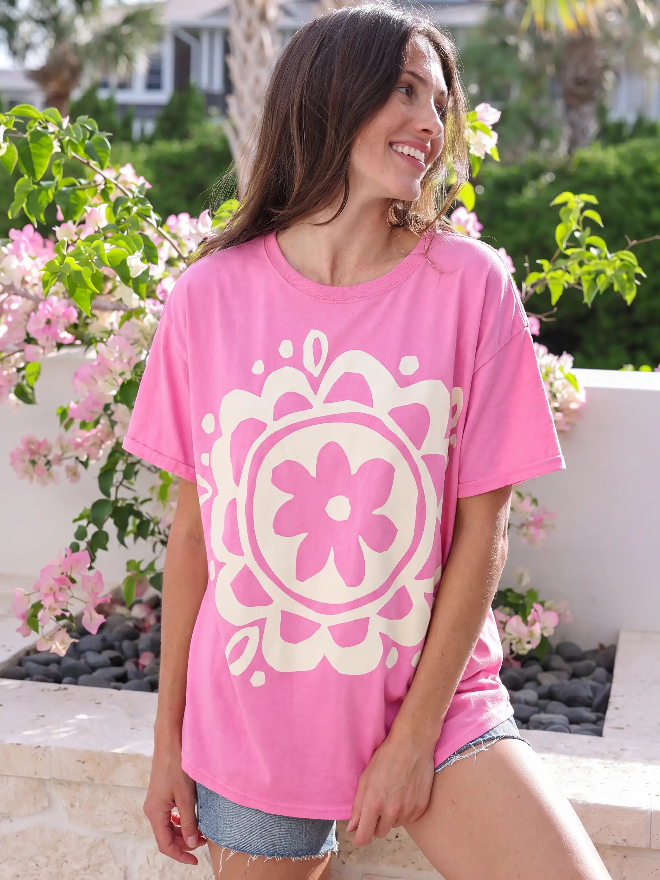 NL Logo Tee - Pink Take It In Fit