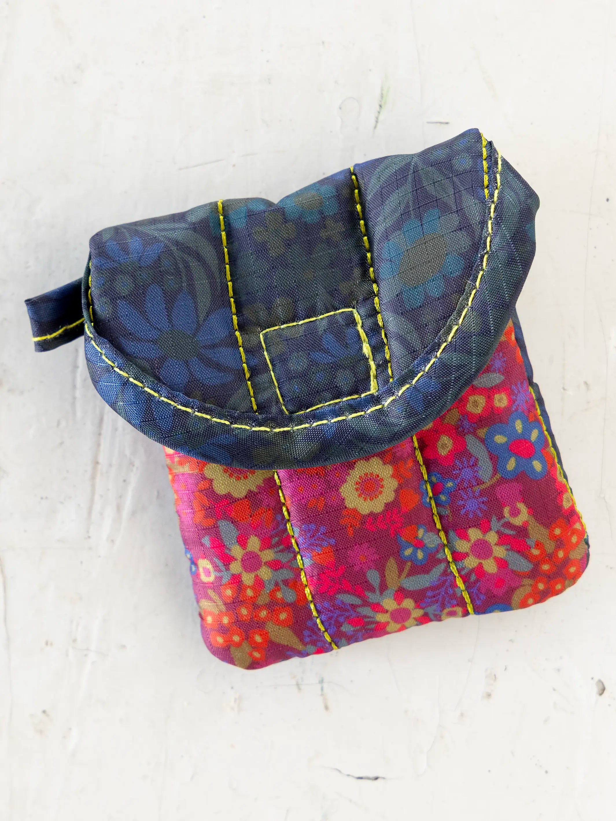 Earbud Case - Mauve Garden Floral