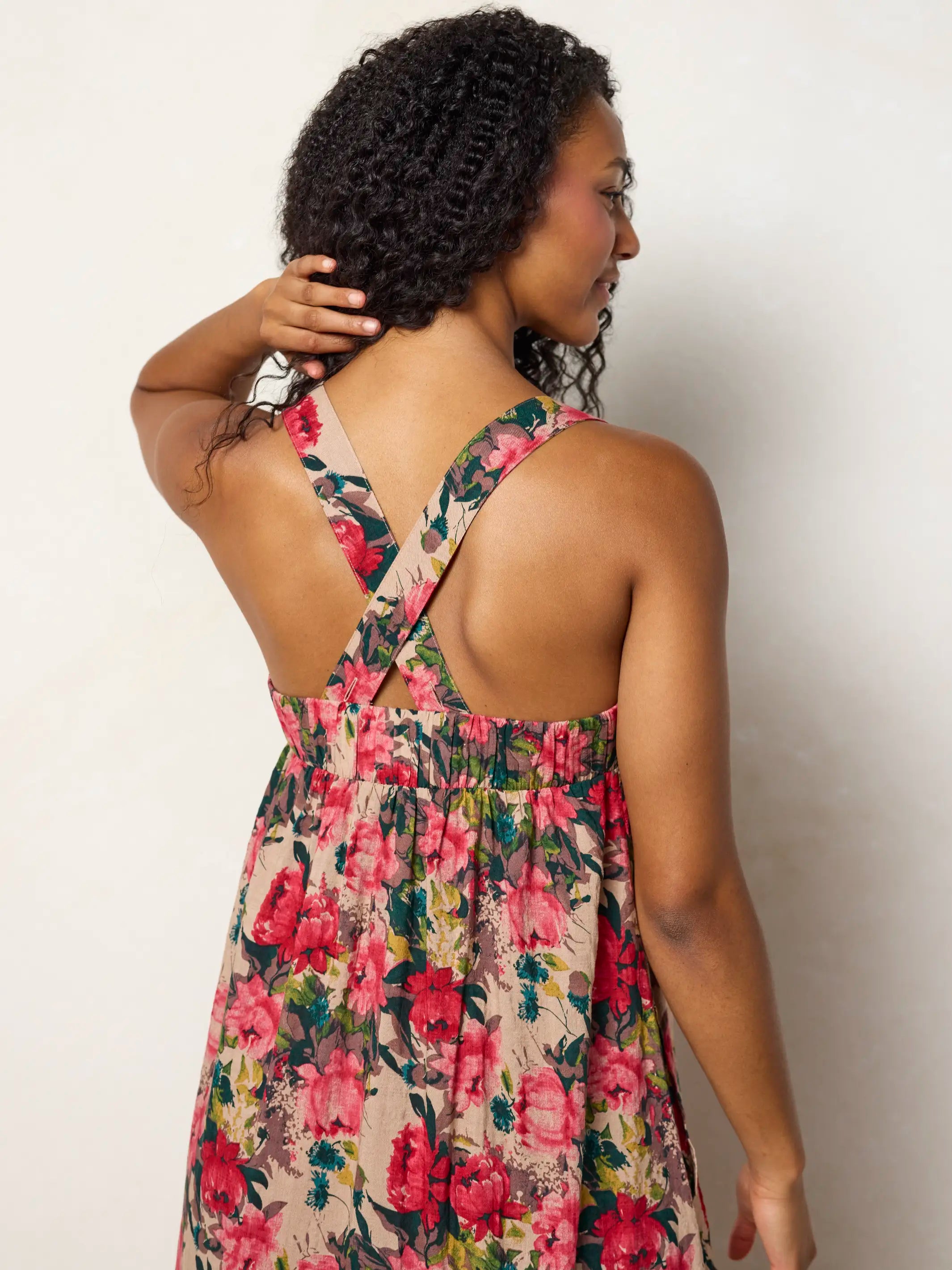 Lennox Maxi Dress - Tan Red Roses