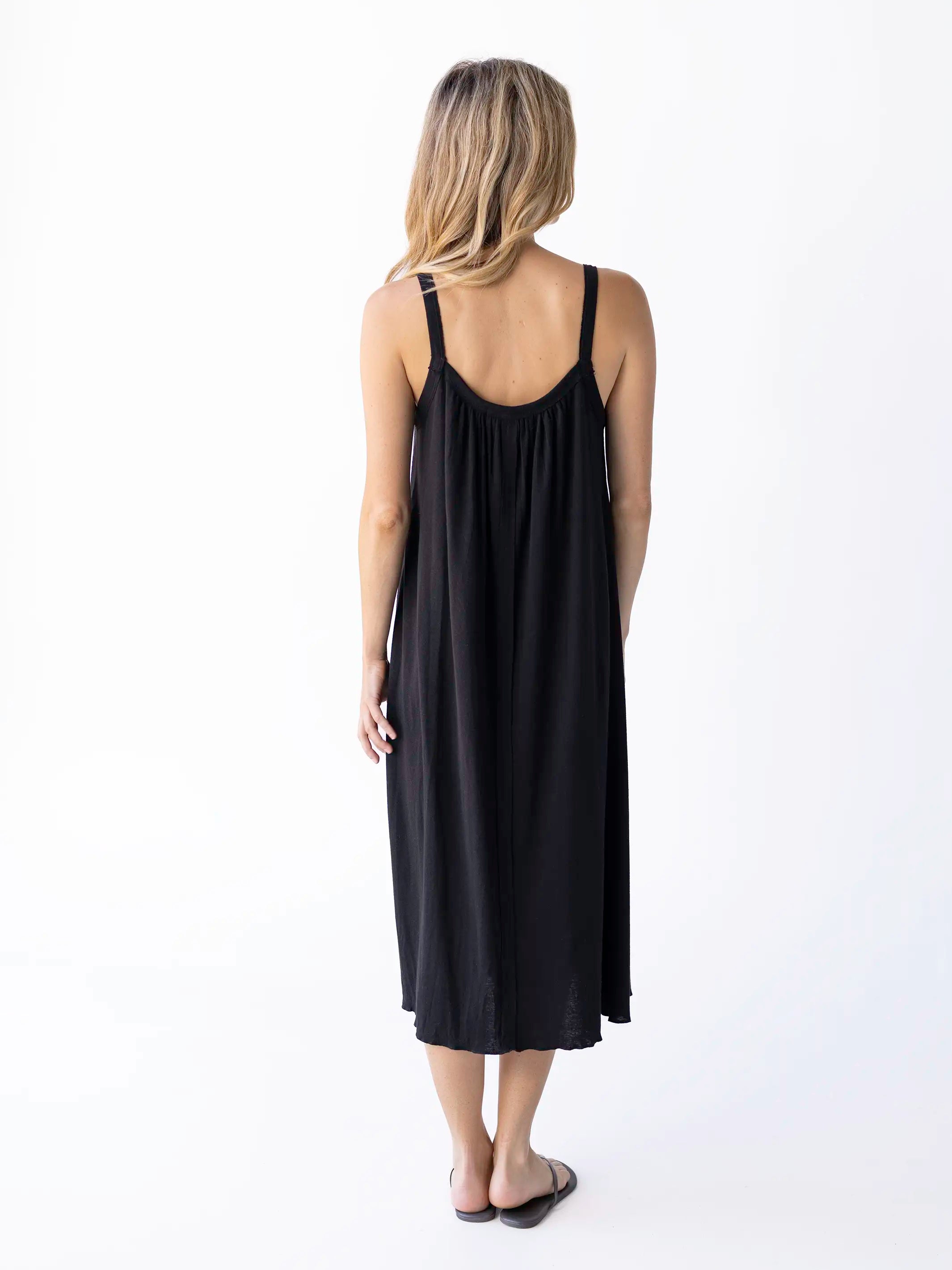 Relaxed Button Down Midi Dress - Black