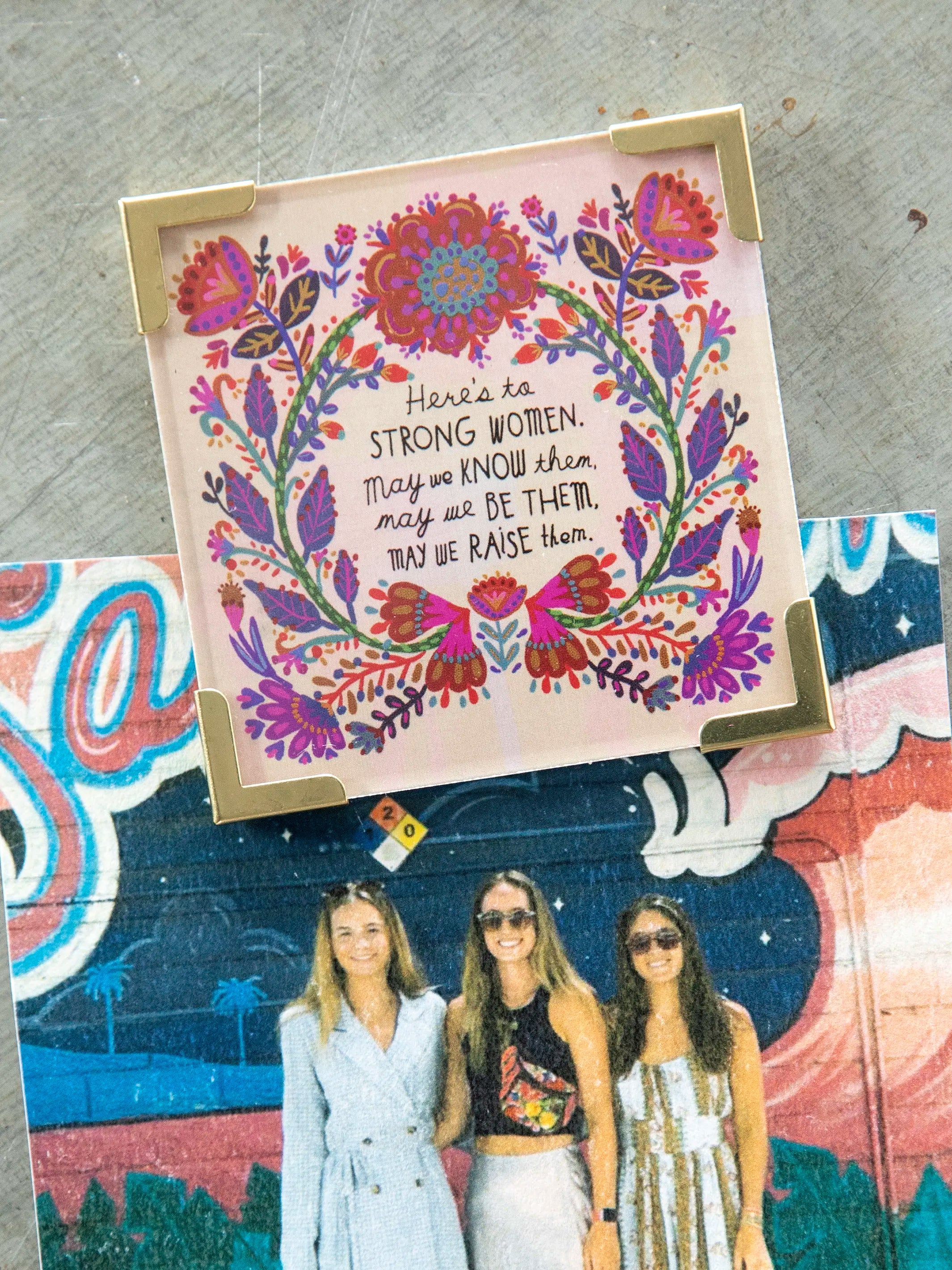 Corner Magnet Keepsake - Strong Women