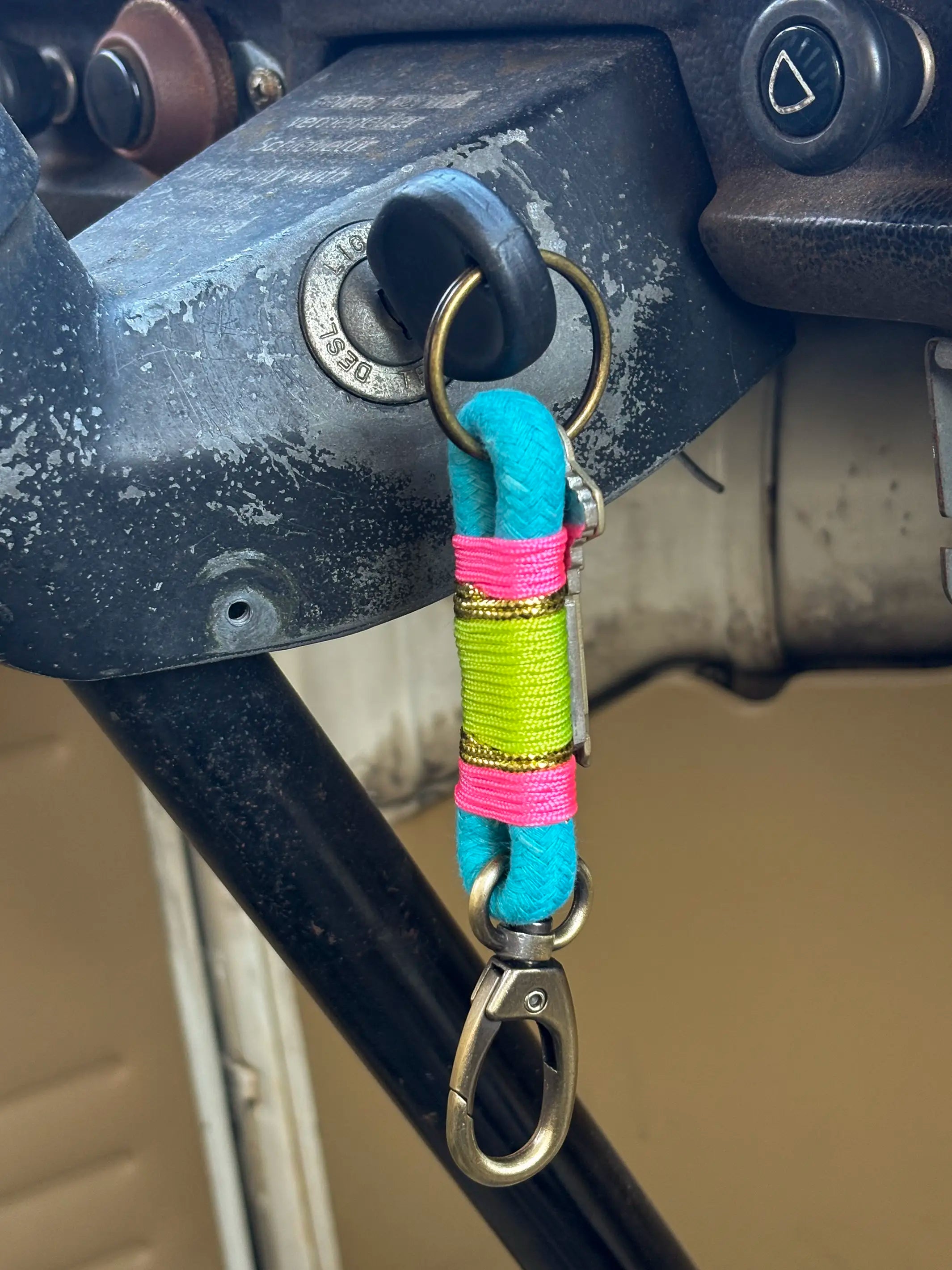 Nautical Rope Keychain - Turquoise