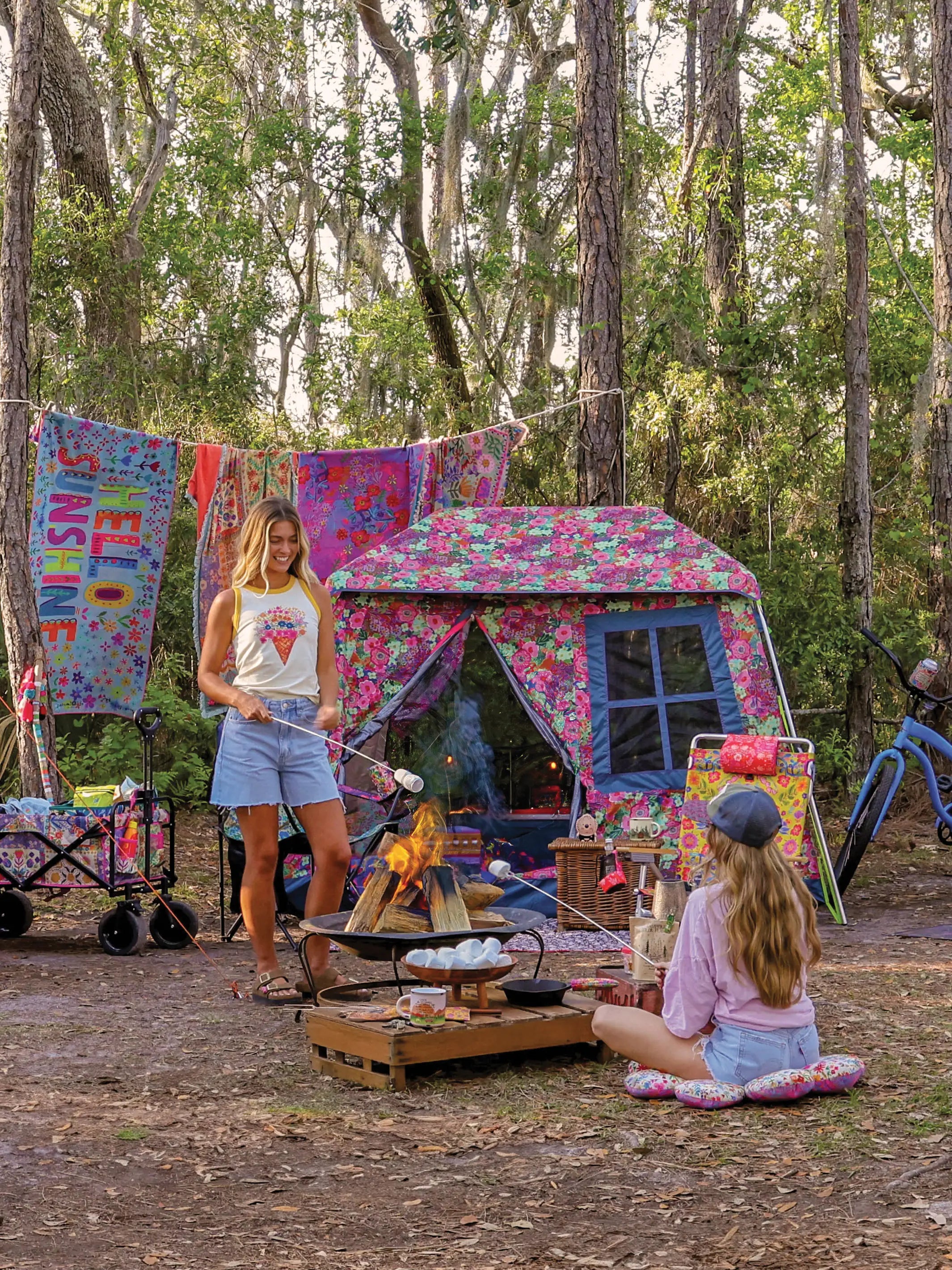 Live Happy Camping Tent - Cozy Cottage