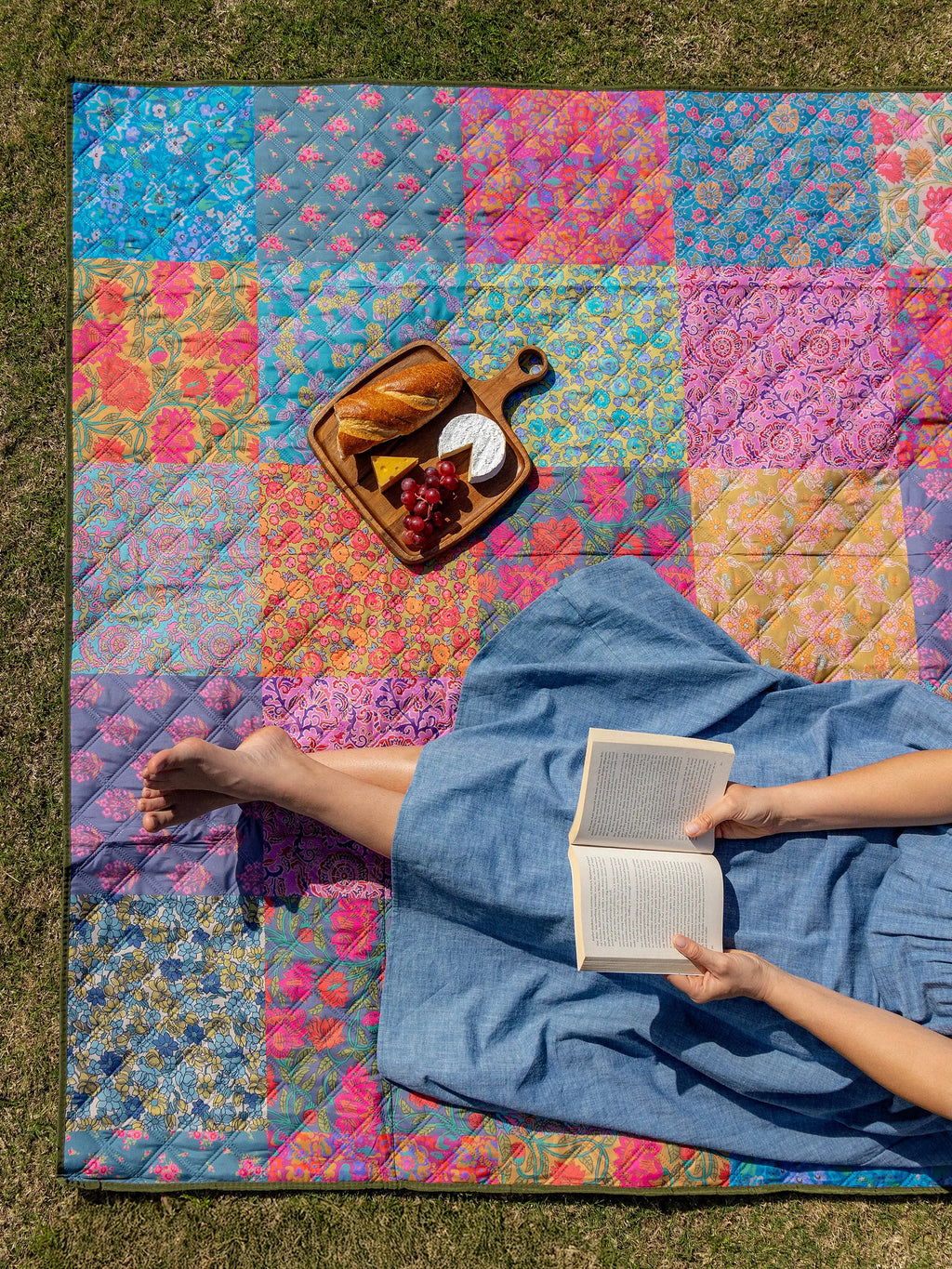 Picnic Blanket Tote - Bright Patchwork Zinnias