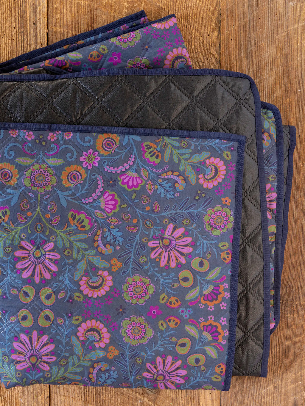 Wanderlust Camping Mat - Charcoal Mandala
