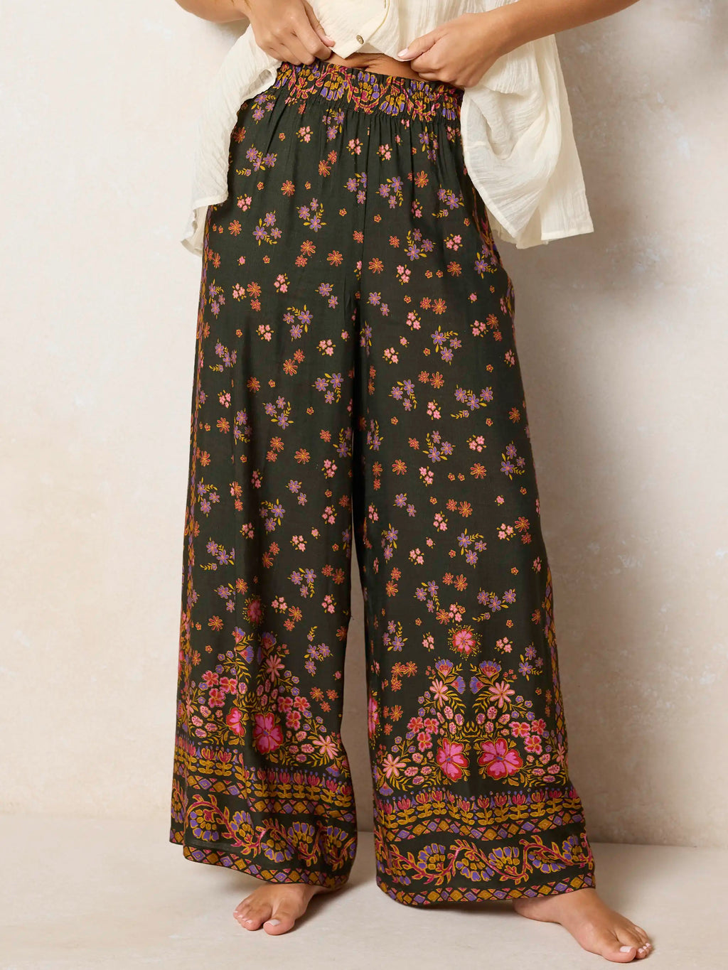 Cece Wide Leg Pants - Blooming Bandana Charcoal