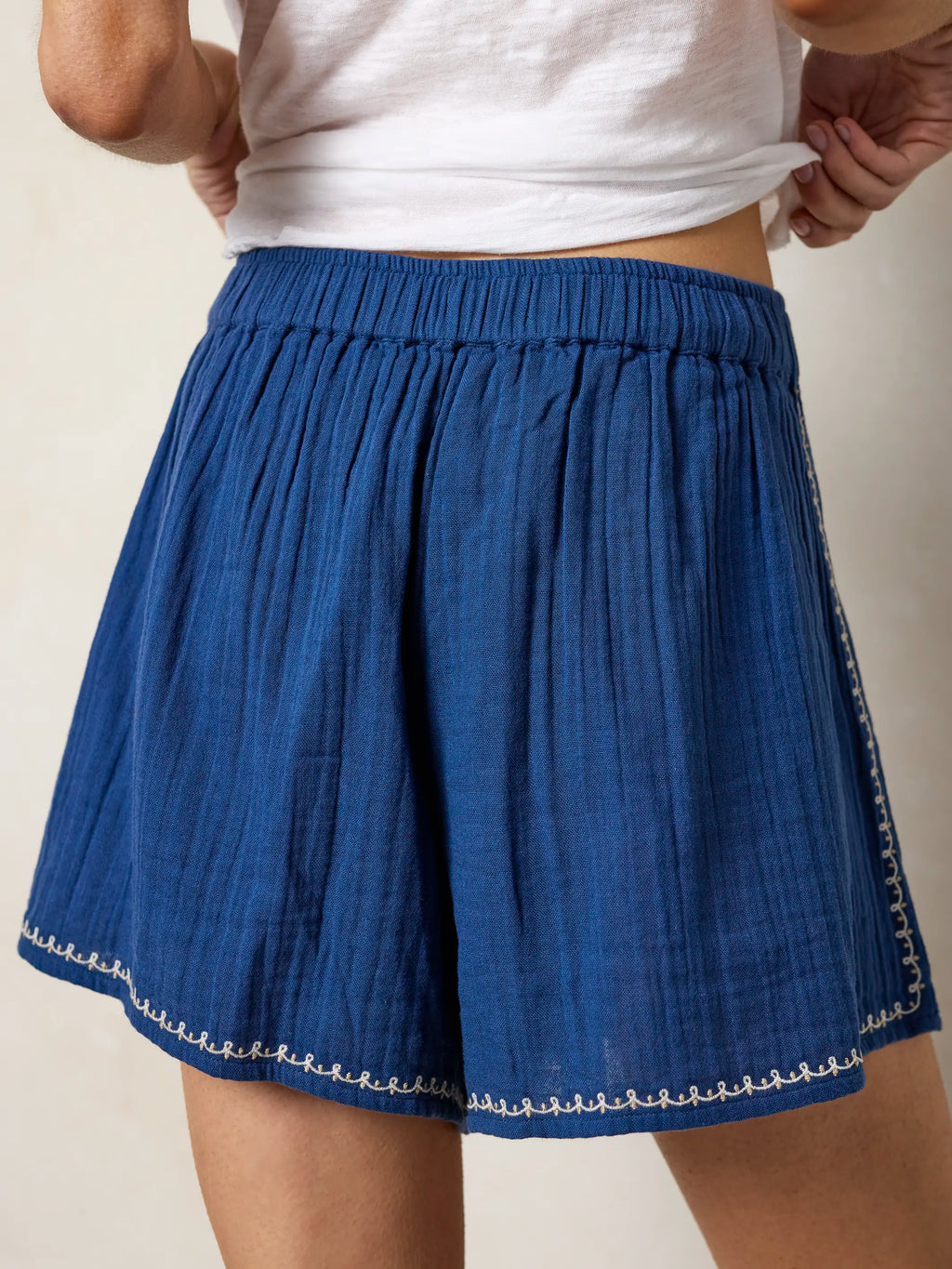 Liza Embroidered Cotton Shorts - Navy