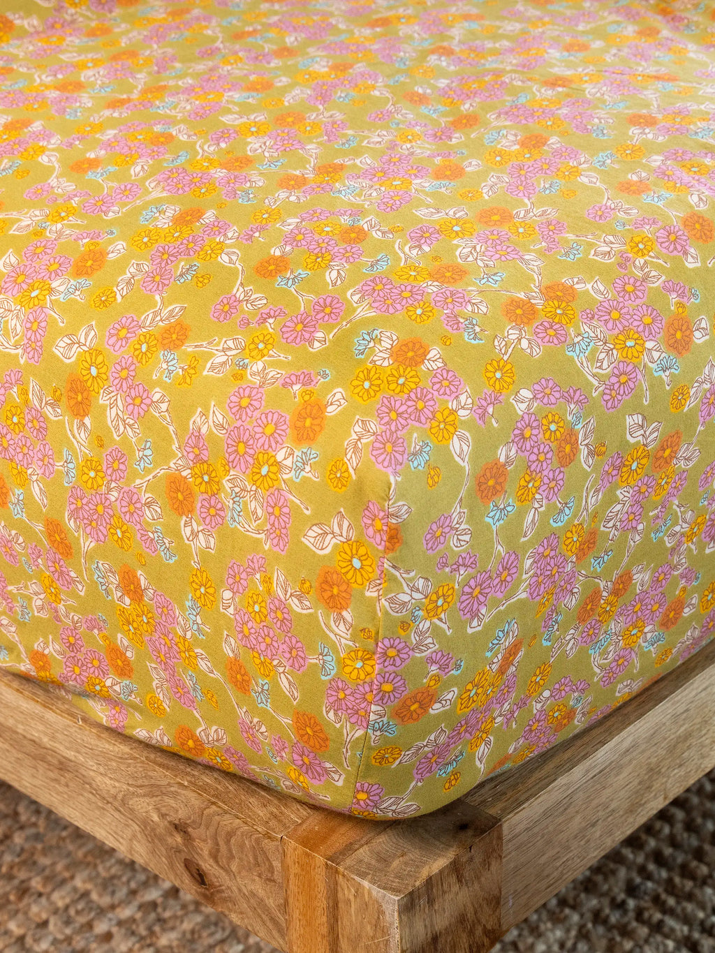 Mix & Match Cotton Fitted Sheet - Olive Daisy Toss
