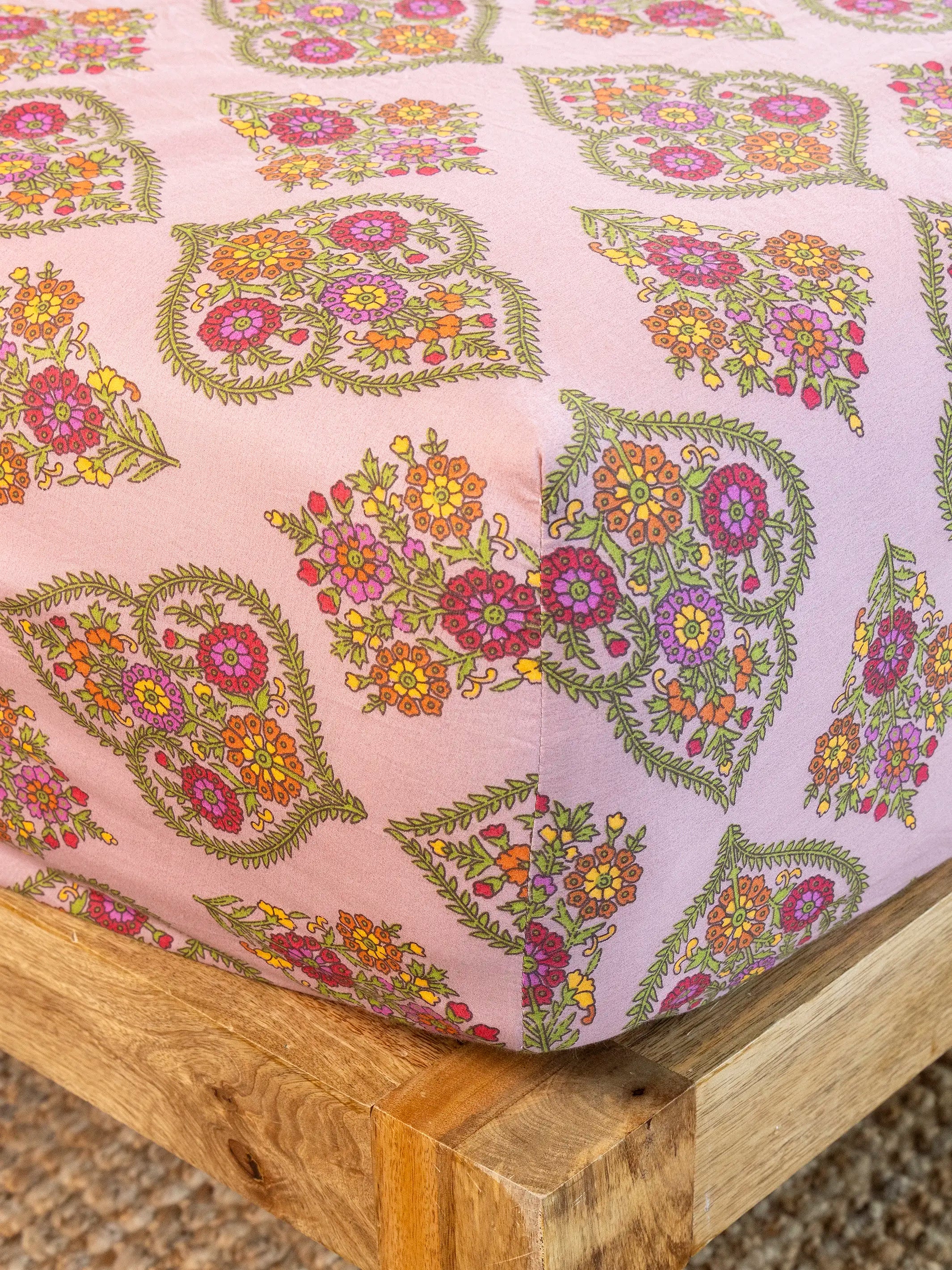 Mix & Match Cotton Fitted Sheet - Pink Willow Medallion