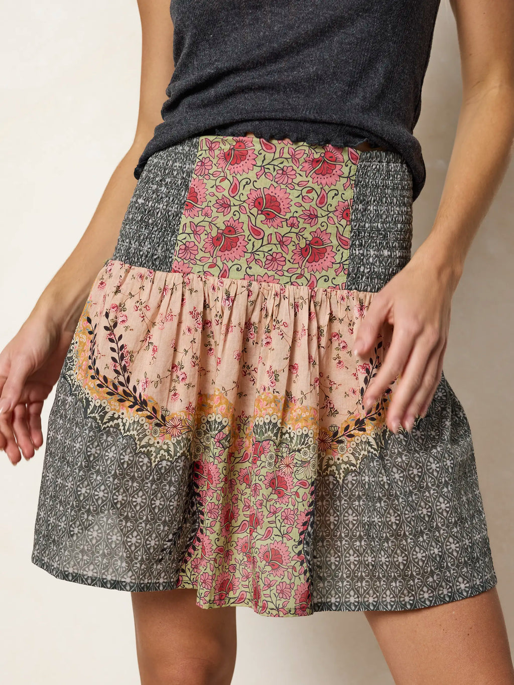 Malia Cotton Mini Skirt - Pink Frames