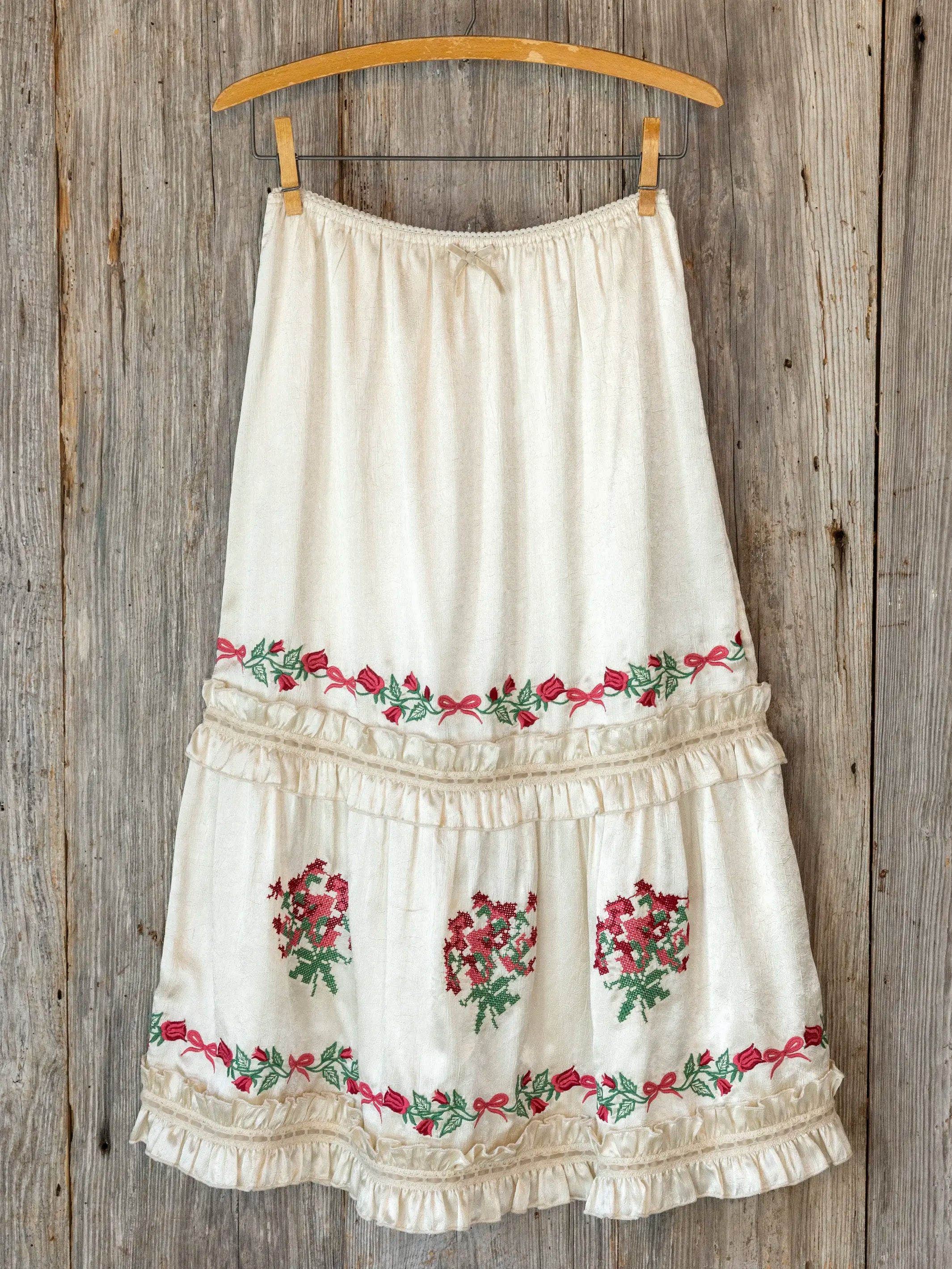 Delilah Embroidered Midi Skirt - Ivory