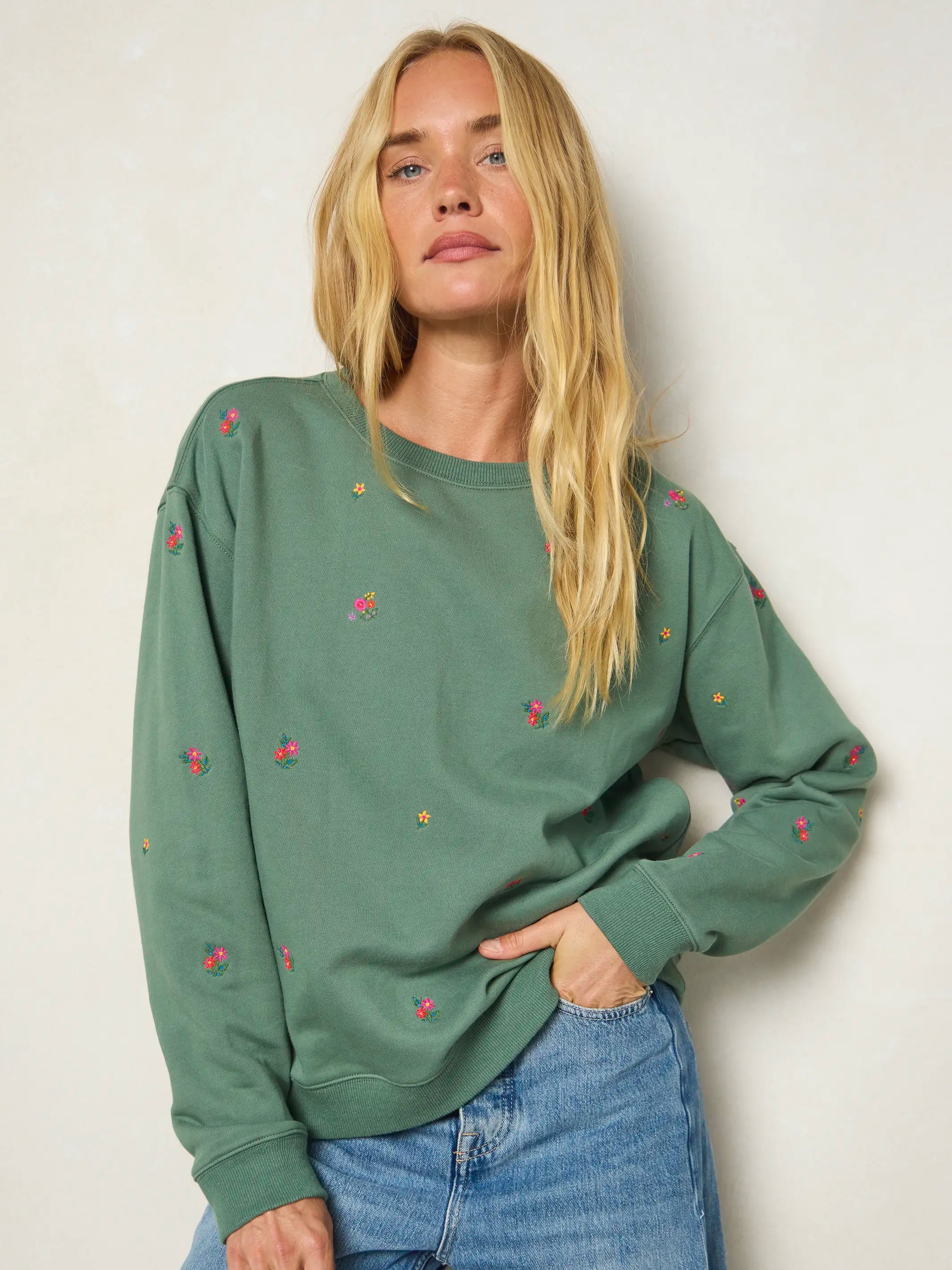 Fave Little Things Embroidered Sweatshirt - Olive Floral