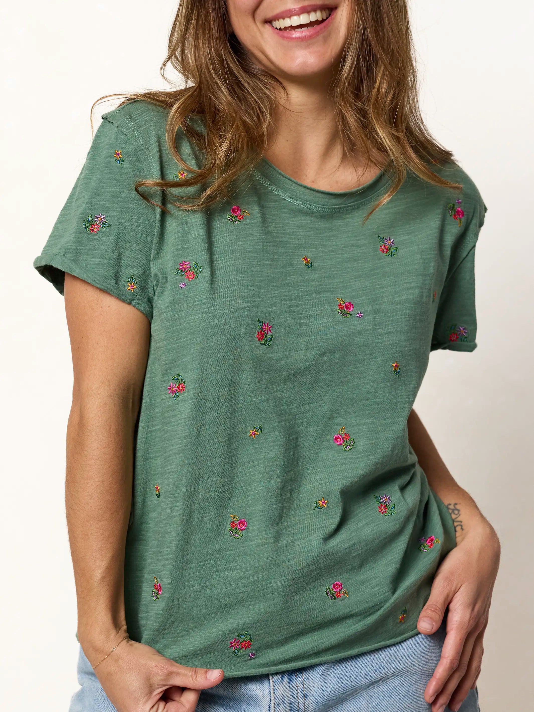 Aiden Embroidered Cotton Tee - Olive Flowers