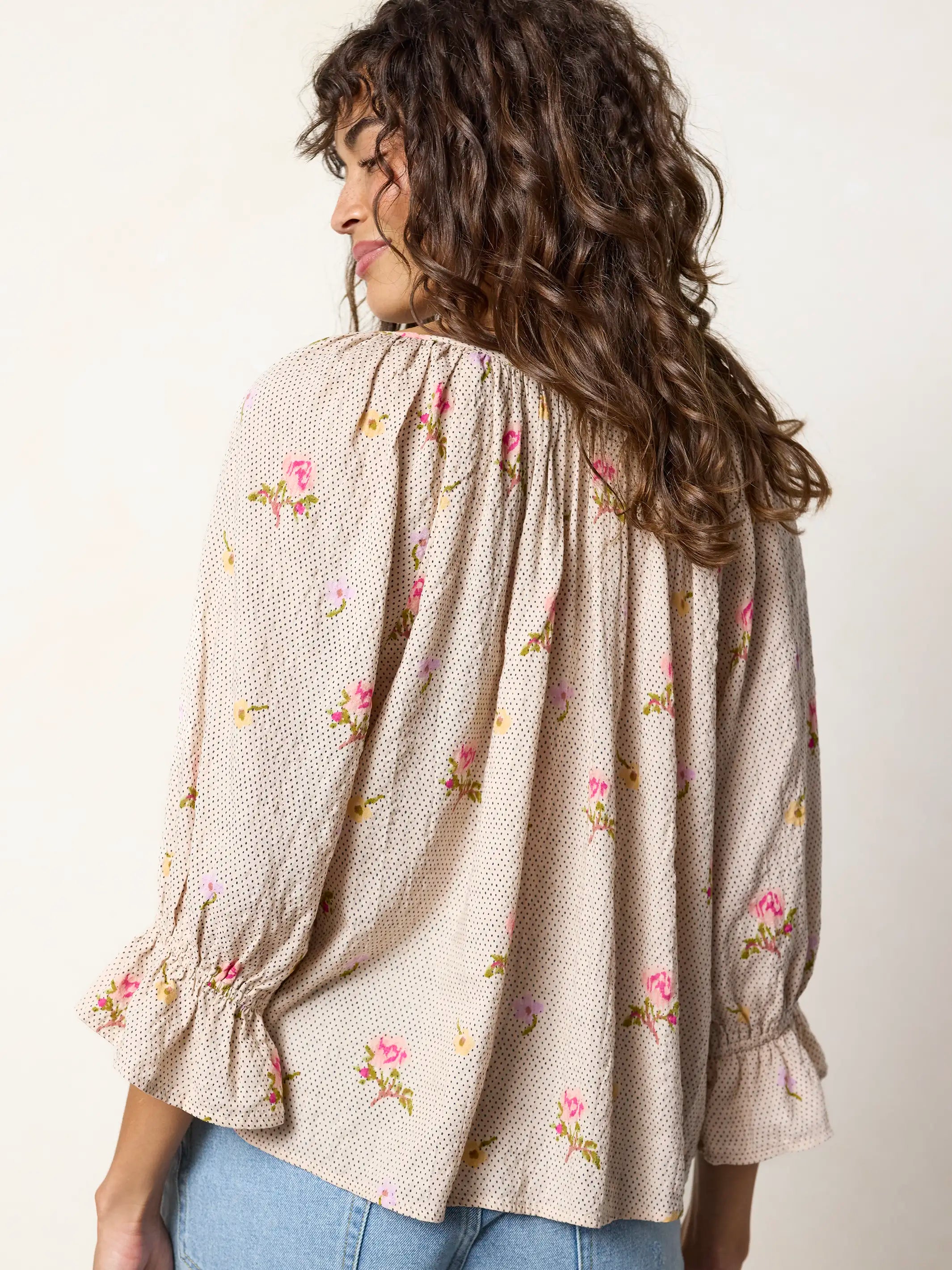 Magnolia Top - Pin Dot Prairie Cream