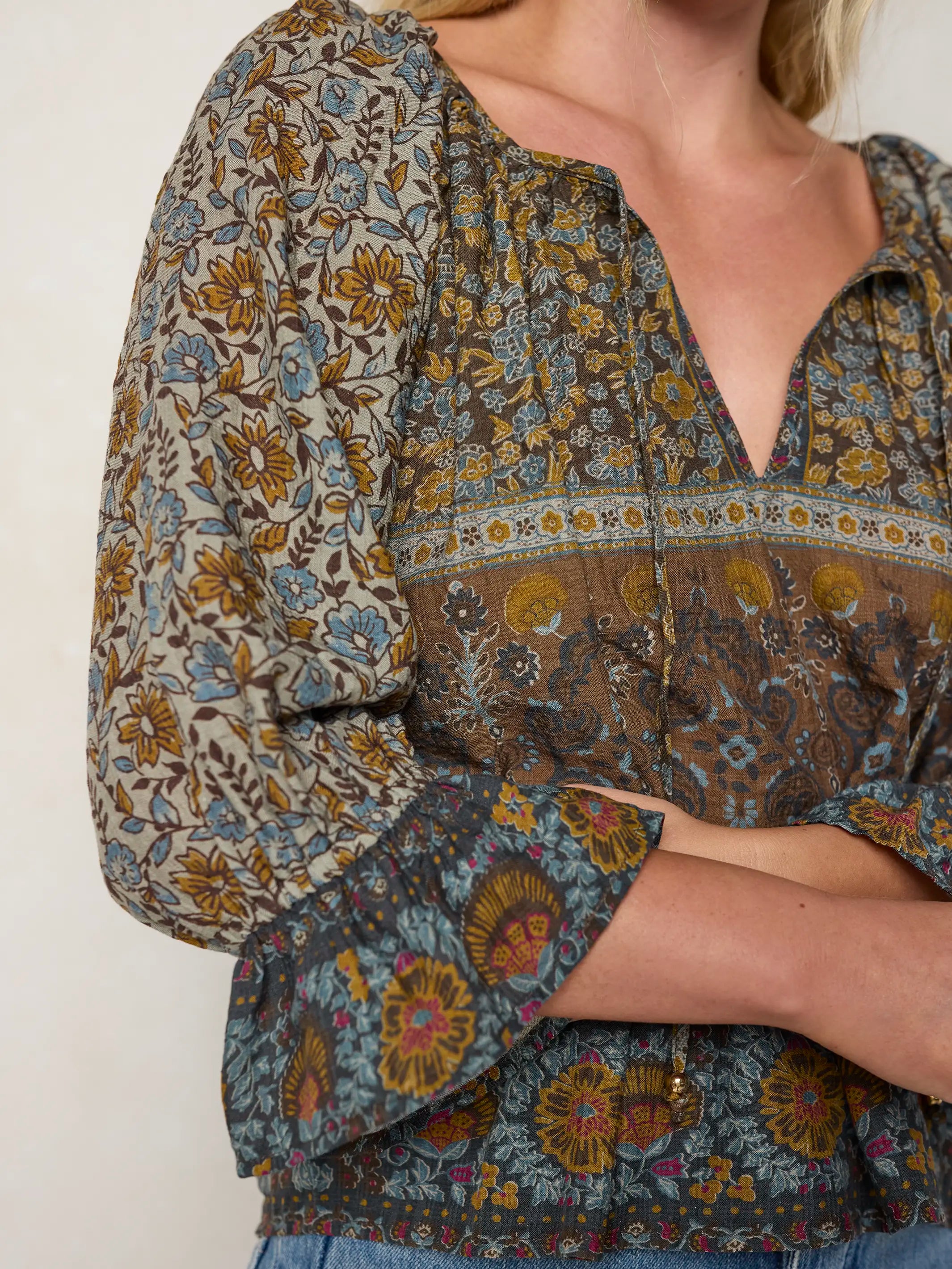 Magnolia Top - Jaipur Flora Brown