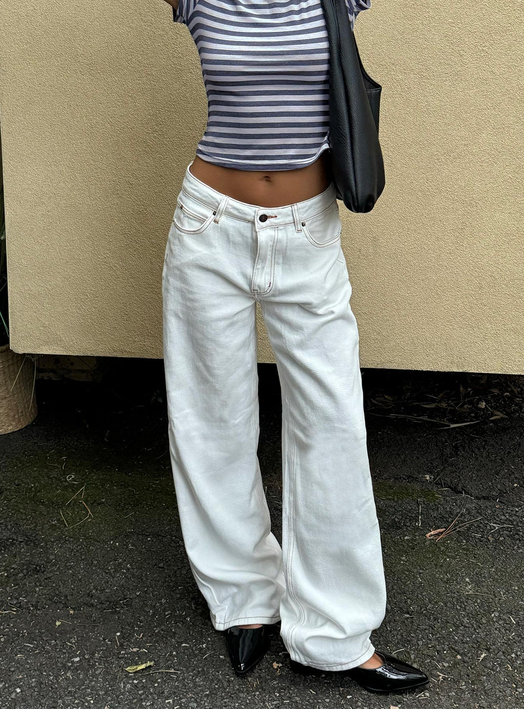 Top Model Low Rise Straight Leg Jeans Porcelain